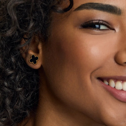 Brincos de Trevo Preto Banhado em Ouro 18k