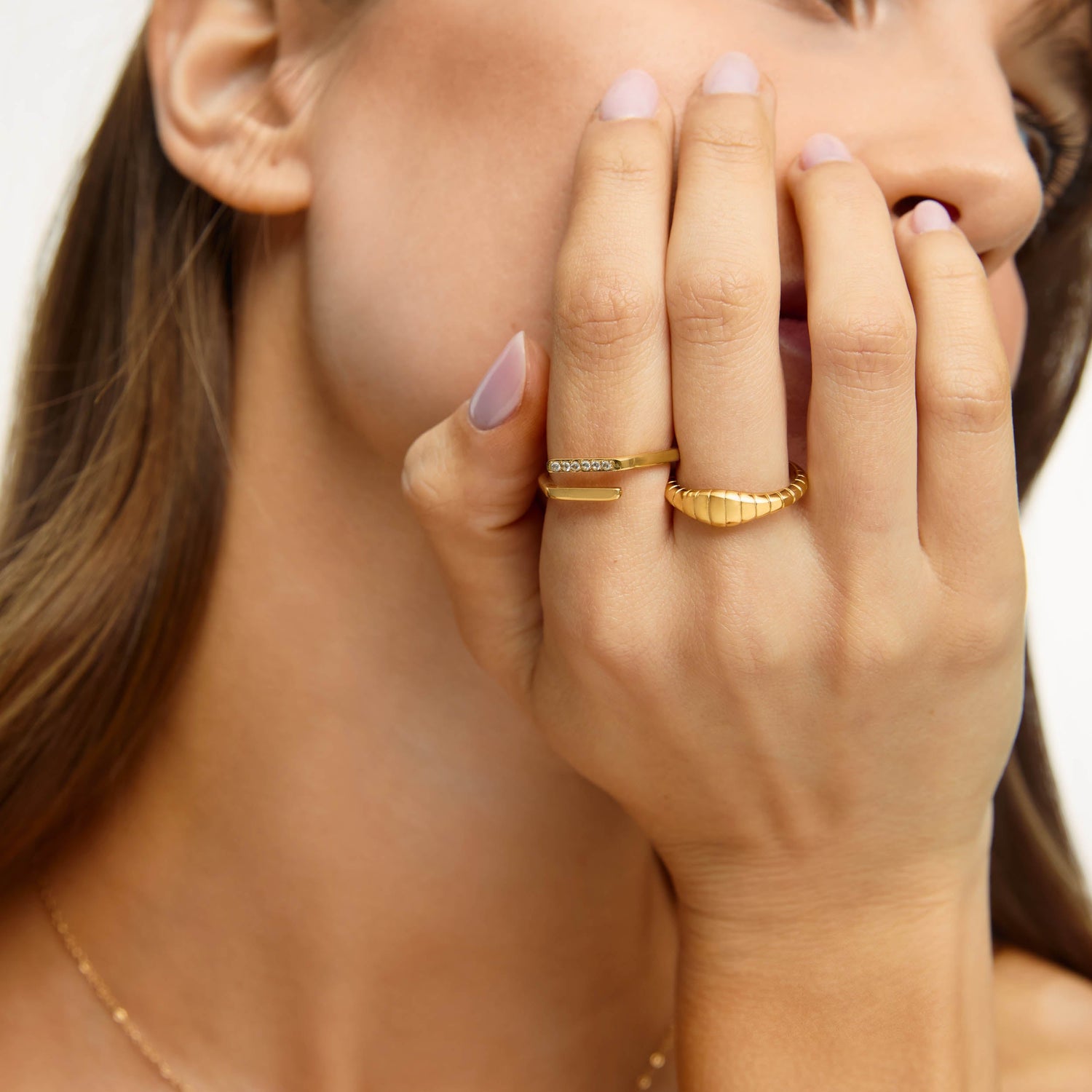 Anel Concha Marinha Banhado em Ouro 18k