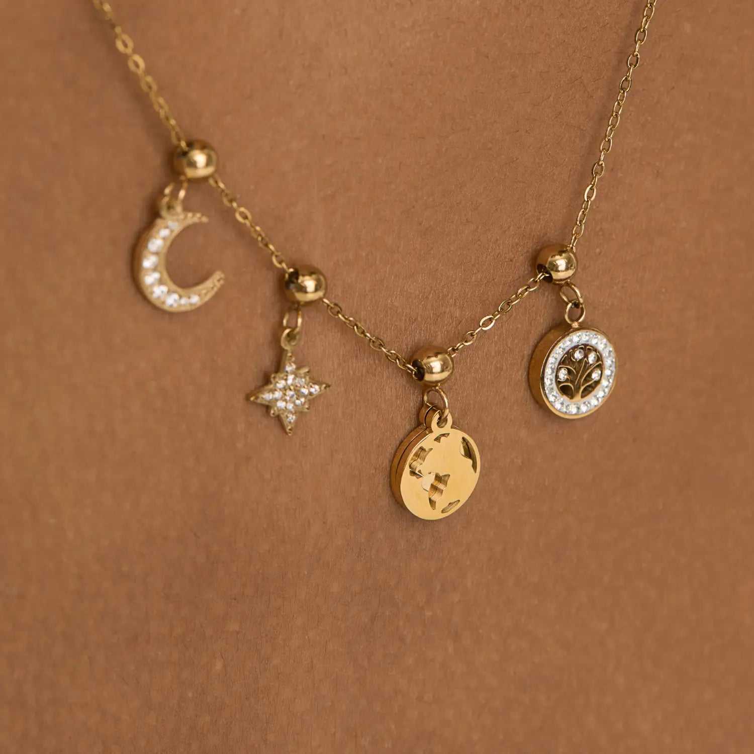 Pingente Estrela Cintilante Banhado em Ouro 18k