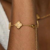 Pulseira Trevo Dourado Banhado em Ouro 18k