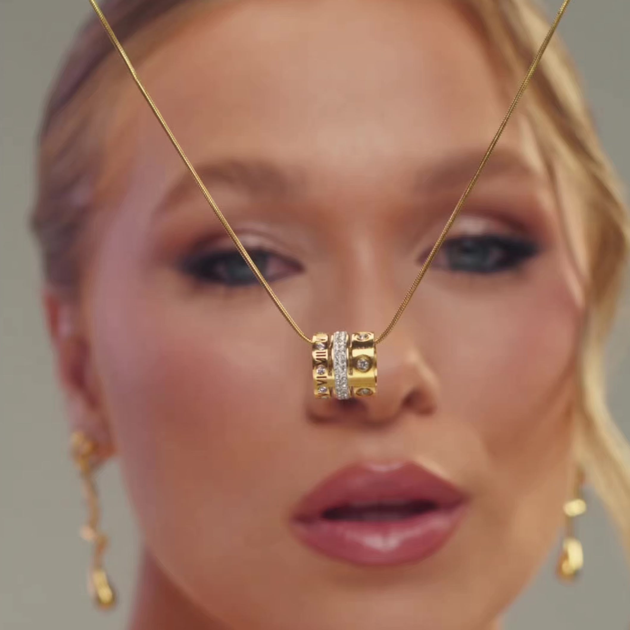 Colar Triplo Glamour Banhado em Ouro 18k